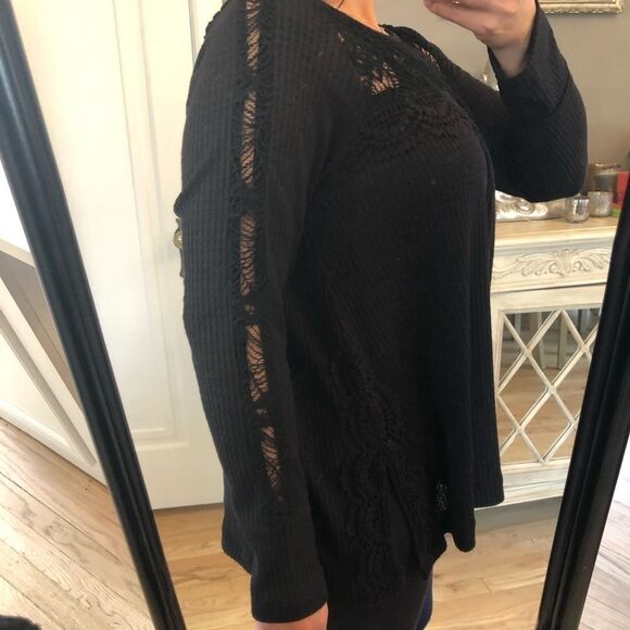 Summer & Rose Thermal Top with Lace Detail Black Sz Small - Picture 2 of 6